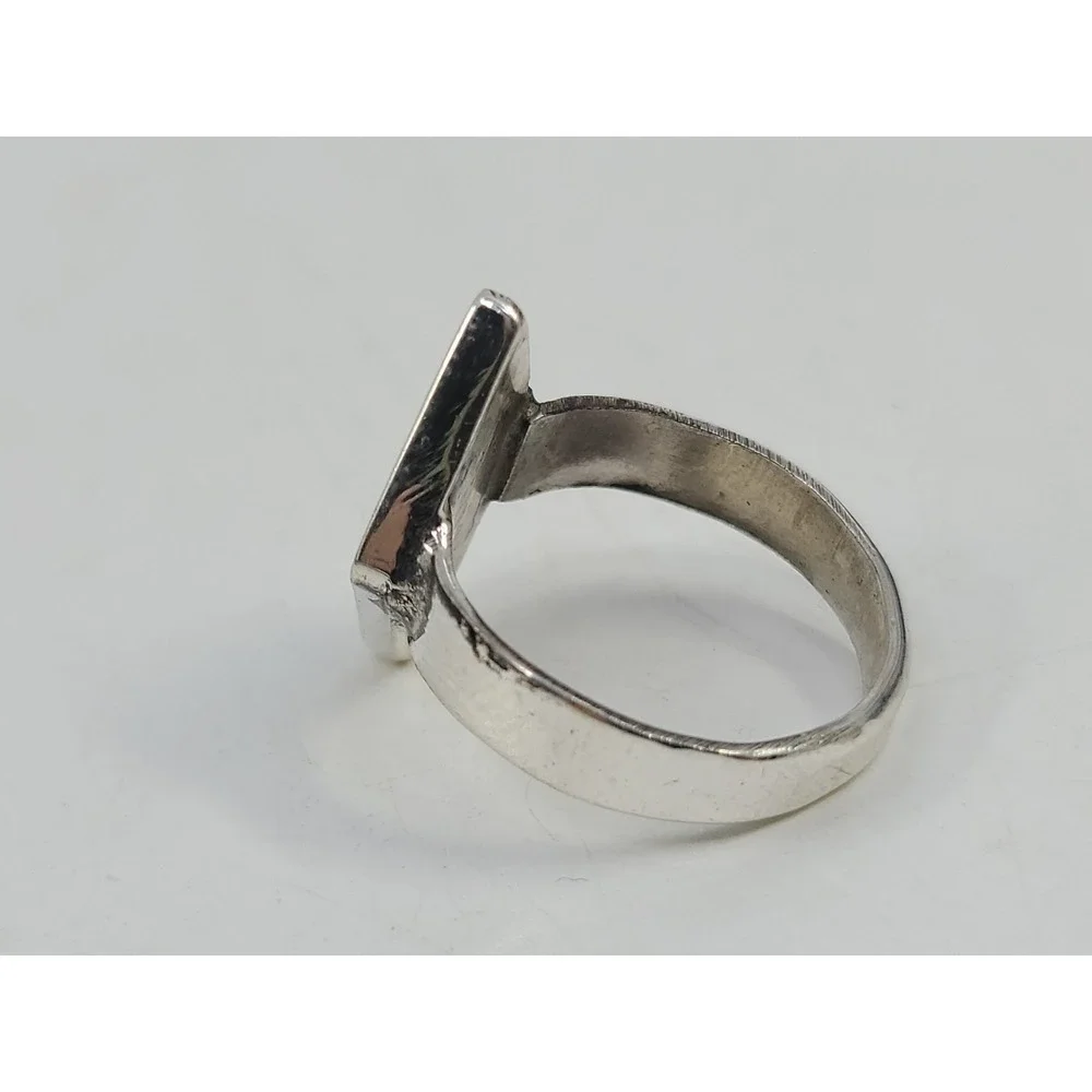Sterling Silver 925 Turquoise Stone Diamond Shape‎ Womens Ring Size 7.5